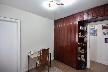 Apartamento à venda com 167m², 3 quartos e 3 vagasSuíte 1
