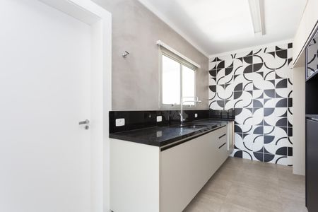 Apartamento para alugar com 182m², 3 quartos e 2 vagas Apartamento para alugar com 182m², 3 quartos e 2 vagasCozinha