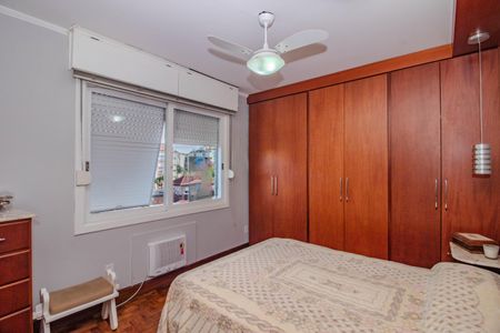 Apartamento à venda com 176m², 2 quartos e 2 vagas Apartamento à venda com 176m², 2 quartos e 2 vagasSuíte