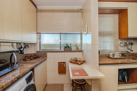 Apartamento à venda com 176m², 2 quartos e 2 vagas Apartamento à venda com 176m², 2 quartos e 2 vagasCozinha