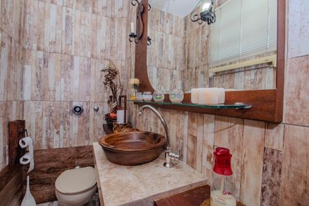 Apartamento à venda com 176m², 2 quartos e 2 vagas Apartamento à venda com 176m², 2 quartos e 2 vagasLavabo