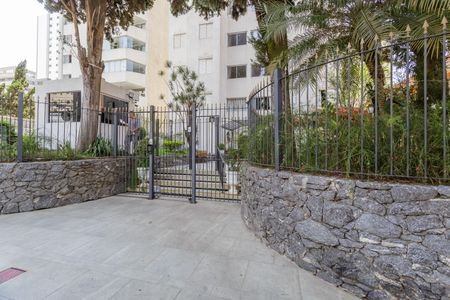 Apartamento à venda com 65m², 2 quartos e 1 vaga Apartamento à venda com 65m², 2 quartos e 1 vagaFachada