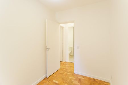 Quarto 1 de apartamento à venda com 2 quartos, 65m² em Moema, São Paulo