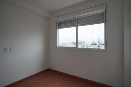 Suíte de apartamento à venda com 2 quartos, 74m² em Passo d’Areia, Porto Alegre