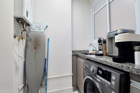 Apartamento à venda com 64m², 2 quartos e 1 vaga Apartamento à venda com 64m², 2 quartos e 1 vagaÁrea de Serviço