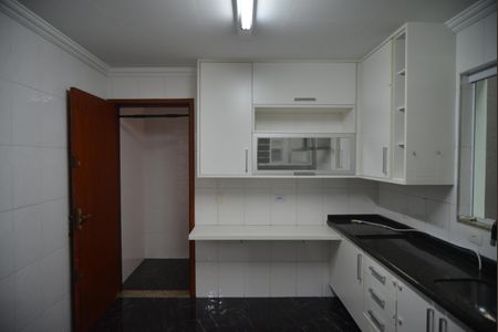 Casa para alugar com 134m², 3 quartos e 2 vagasCozinha