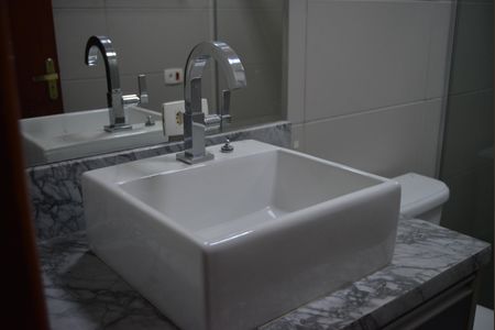 Casa para alugar com 134m², 3 quartos e 2 vagasBanheiro da Suíte