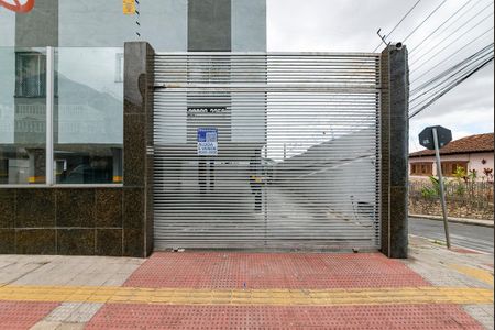 Apartamento para alugar com 75m², 2 quartos e 1 vaga Apartamento para alugar com 75m², 2 quartos e 1 vagaFachada - Placa