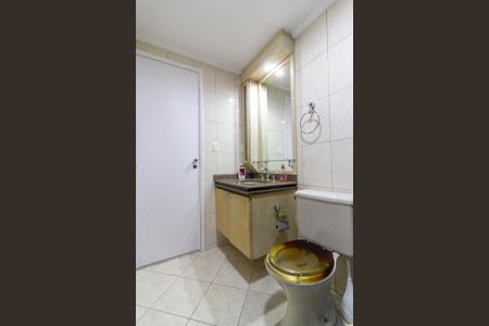 Apartamento à venda com 92m², 3 quartos e 2 vagasBanheiro Social