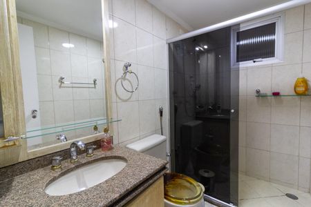 Apartamento à venda com 92m², 3 quartos e 2 vagasBanheiro Social