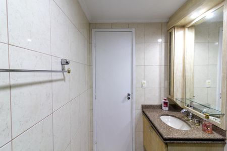 Apartamento à venda com 92m², 3 quartos e 2 vagasBanheiro Social