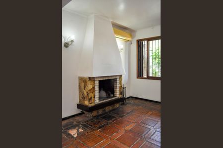Casa à venda com 4 quartos, 258m² em Vila Assunção, Porto Alegre