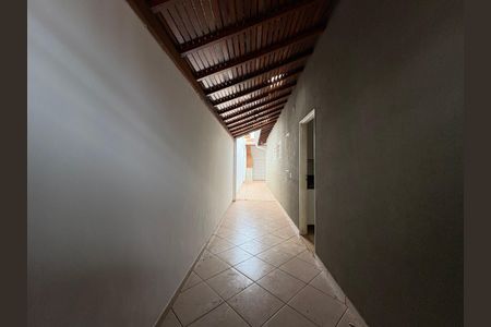 Casa de condomínio para alugar com 138m², 3 quartos e 2 vagas Casa de condomínio para alugar com 138m², 3 quartos e 2 vagasCorredor