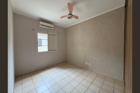 Casa de condomínio para alugar com 138m², 3 quartos e 2 vagas Casa de condomínio para alugar com 138m², 3 quartos e 2 vagasQuarto 2