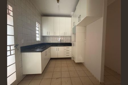 Casa de condomínio para alugar com 138m², 3 quartos e 2 vagas Casa de condomínio para alugar com 138m², 3 quartos e 2 vagasCozinha