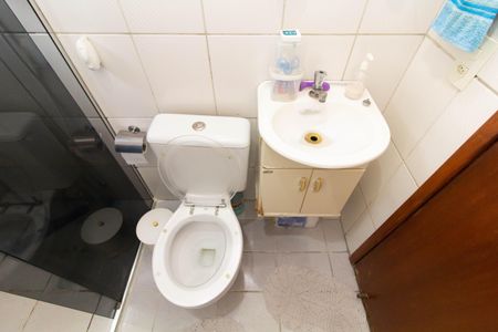 Casa à venda com 120m², 3 quartos e 3 vagas Casa à venda com 120m², 3 quartos e 3 vagasBanheiro da Suíte