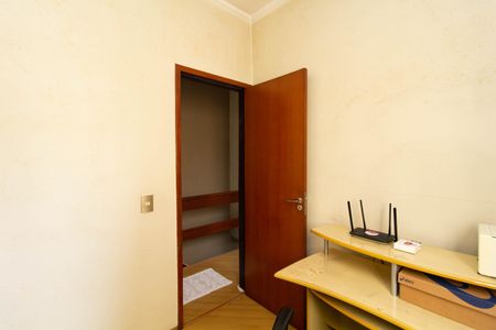 Casa à venda com 120m², 3 quartos e 3 vagas Casa à venda com 120m², 3 quartos e 3 vagasQuarto 2