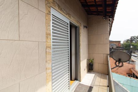 Casa à venda com 120m², 3 quartos e 3 vagas Casa à venda com 120m², 3 quartos e 3 vagasSacada da Suíte