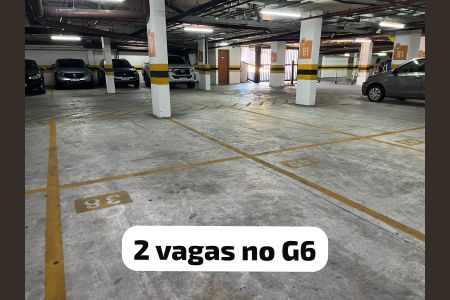 Garagem de apartamento para alugar com 2 quartos, 70m² em Caminho das Árvores, Salvador
