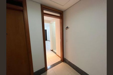 Entrada de apartamento para alugar com 2 quartos, 70m² em Caminho das Árvores, Salvador