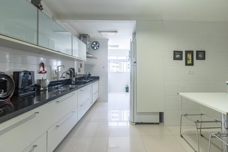 Apartamento à venda com 86m², 2 quartos e 1 vagaCozinha