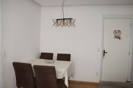 Sala de apartamento para alugar com 2 quartos, 45m² em Petrópolis, Cotia