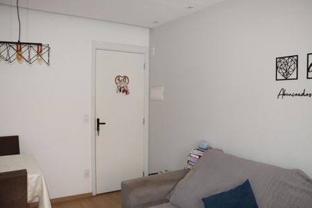Sala de apartamento para alugar com 2 quartos, 45m² em Petrópolis, Cotia