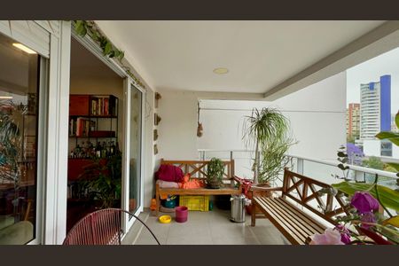 Apartamento para alugar com 80m², 2 quartos e 2 vagas Apartamento para alugar com 80m², 2 quartos e 2 vagasVaranda