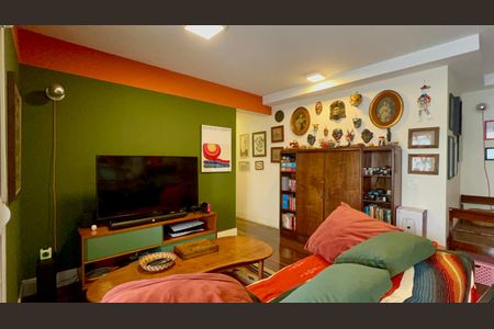 Apartamento para alugar com 80m², 2 quartos e 2 vagas Apartamento para alugar com 80m², 2 quartos e 2 vagasSala de TV