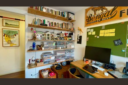 Apartamento para alugar com 80m², 2 quartos e 2 vagas Apartamento para alugar com 80m², 2 quartos e 2 vagasQuarto