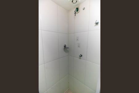 Apartamento à venda com 49m², 2 quartos e 1 vaga Apartamento à venda com 49m², 2 quartos e 1 vagaBanheiro