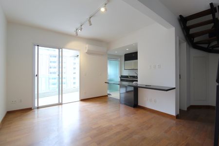 Sala de apartamento para alugar com 2 quartos, 70m² em Planalto Paulista, São Paulo