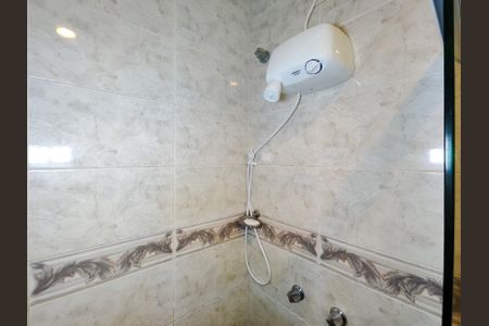 Apartamento à venda com 195m², 3 quartos e 2 vagas Apartamento à venda com 195m², 3 quartos e 2 vagasBanheiro da Suíte 3