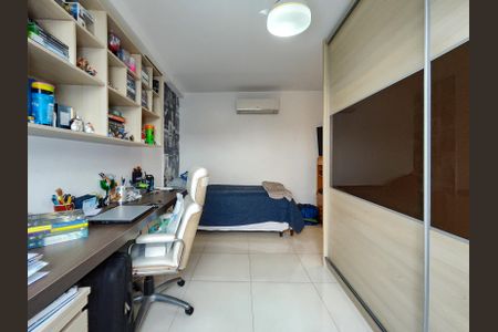 Apartamento à venda com 195m², 3 quartos e 2 vagas Apartamento à venda com 195m², 3 quartos e 2 vagasSuíte 1