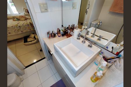 Apartamento à venda com 195m², 3 quartos e 2 vagas Apartamento à venda com 195m², 3 quartos e 2 vagasBanheiro da Suíte 2