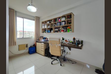 Apartamento à venda com 195m², 3 quartos e 2 vagas Apartamento à venda com 195m², 3 quartos e 2 vagasSuíte 1