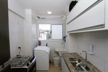 Apartamento à venda com 64m², 2 quartos e 1 vagaCozinha