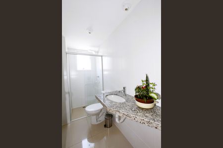 Apartamento à venda com 64m², 2 quartos e 1 vagaBanheiro Social