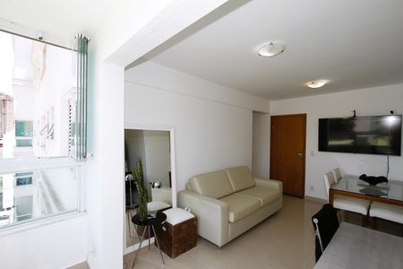 Sala de apartamento à venda com 2 quartos, 64m² em Buritis, Belo Horizonte