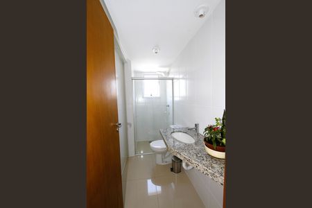 Apartamento à venda com 64m², 2 quartos e 1 vagaBanheiro Social