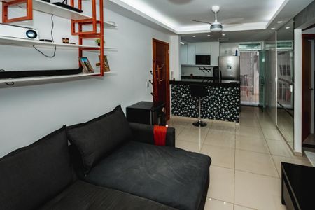 Apartamento à venda com 62m², 2 quartos e 1 vagaSala