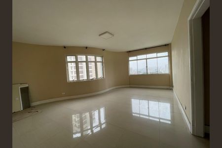 Apartamento à venda com 92m², 2 quartos e 1 vagaFoto 03