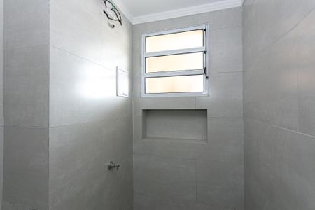 Apartamento para alugar com 42m², 2 quartos e sem vaga Apartamento para alugar com 42m², 2 quartos e sem vagaBanheiro