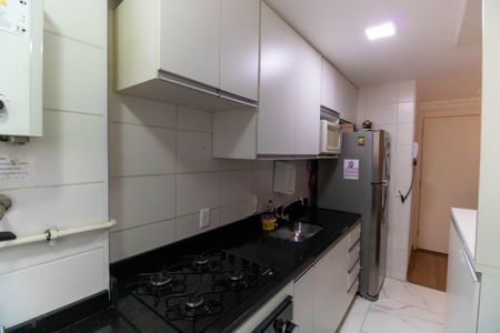 Apartamento à venda com 48m², 2 quartos e 1 vaga Apartamento à venda com 48m², 2 quartos e 1 vagaCozinha e Área de Serviço