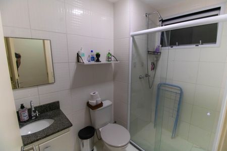 Apartamento à venda com 48m², 2 quartos e 1 vaga Apartamento à venda com 48m², 2 quartos e 1 vagaBanheiro