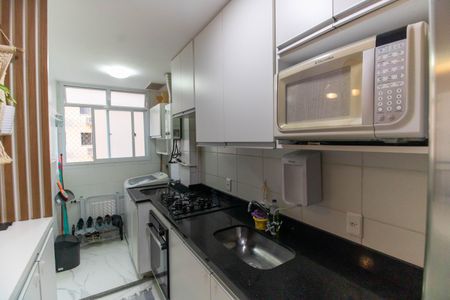 Apartamento à venda com 48m², 2 quartos e 1 vaga Apartamento à venda com 48m², 2 quartos e 1 vagaCozinha e Área de Serviço