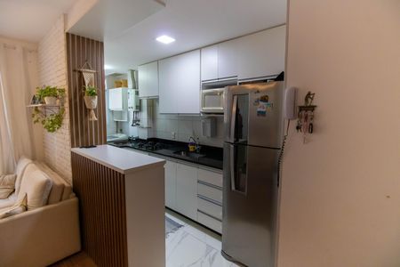 Apartamento à venda com 48m², 2 quartos e 1 vaga Apartamento à venda com 48m², 2 quartos e 1 vagaCozinha e Área de Serviço