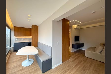 Sala de apartamento para alugar com 1 quarto, 52m² em Jardim das Acacias, São Paulo