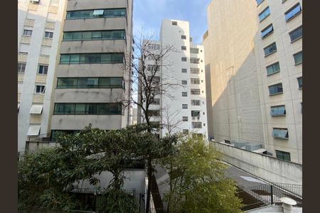 Vista da Sala de apartamento à venda com 2 quartos, 65m² em Higienópolis, São Paulo