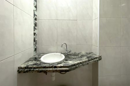 Casa à venda com 500m², 6 quartos e 3 vagas Casa à venda com 500m², 6 quartos e 3 vagasLavabo